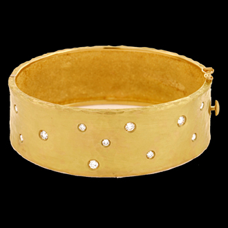 cm-stephanoff-jewelry-gold-bracelet-2.jpg